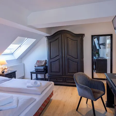 فندق Ravensberger Hof 3*