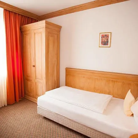 Ravensberger Hof 3*